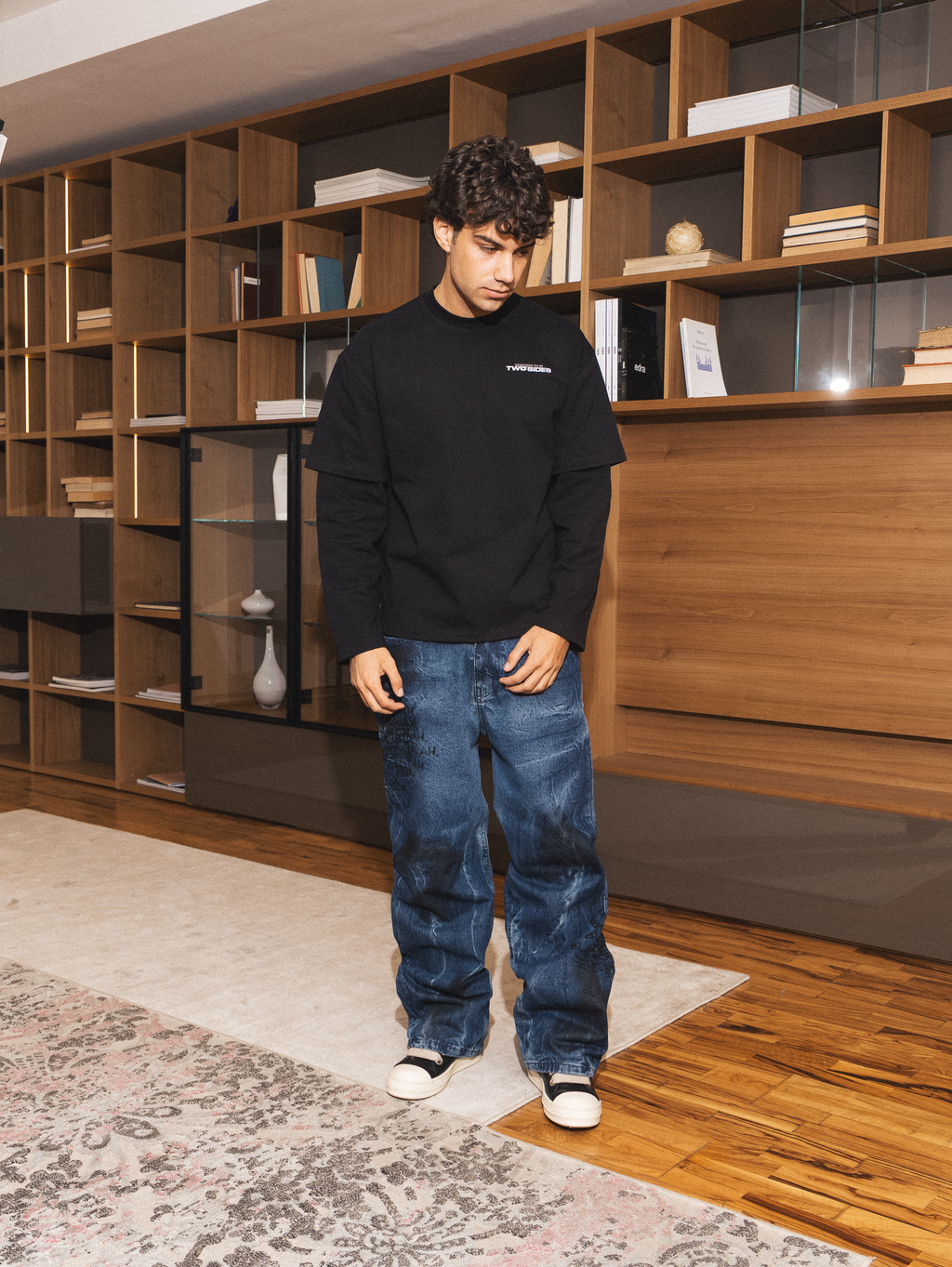 TWO SIDES BLA BLA DIRTY BLK DENIM JEANS