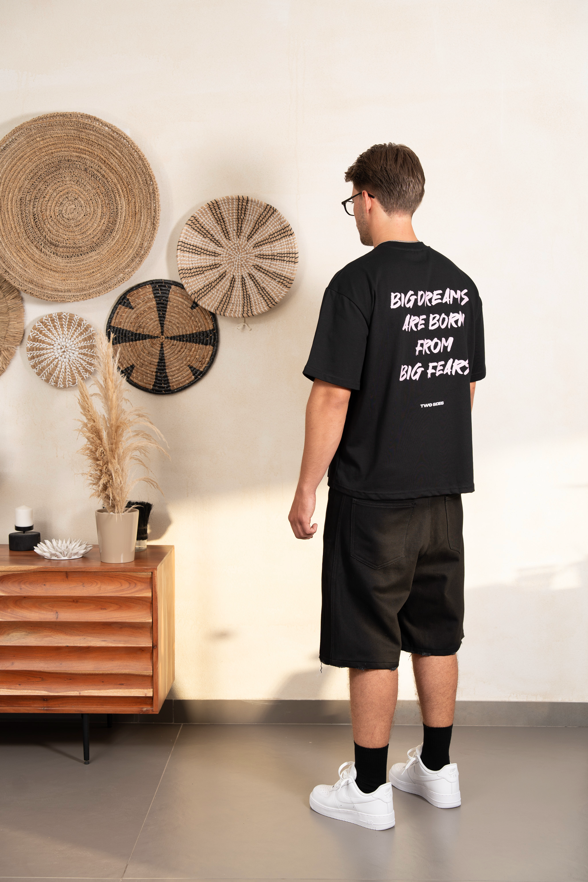 TWO SIDES BIG DREAM BLACK TEE