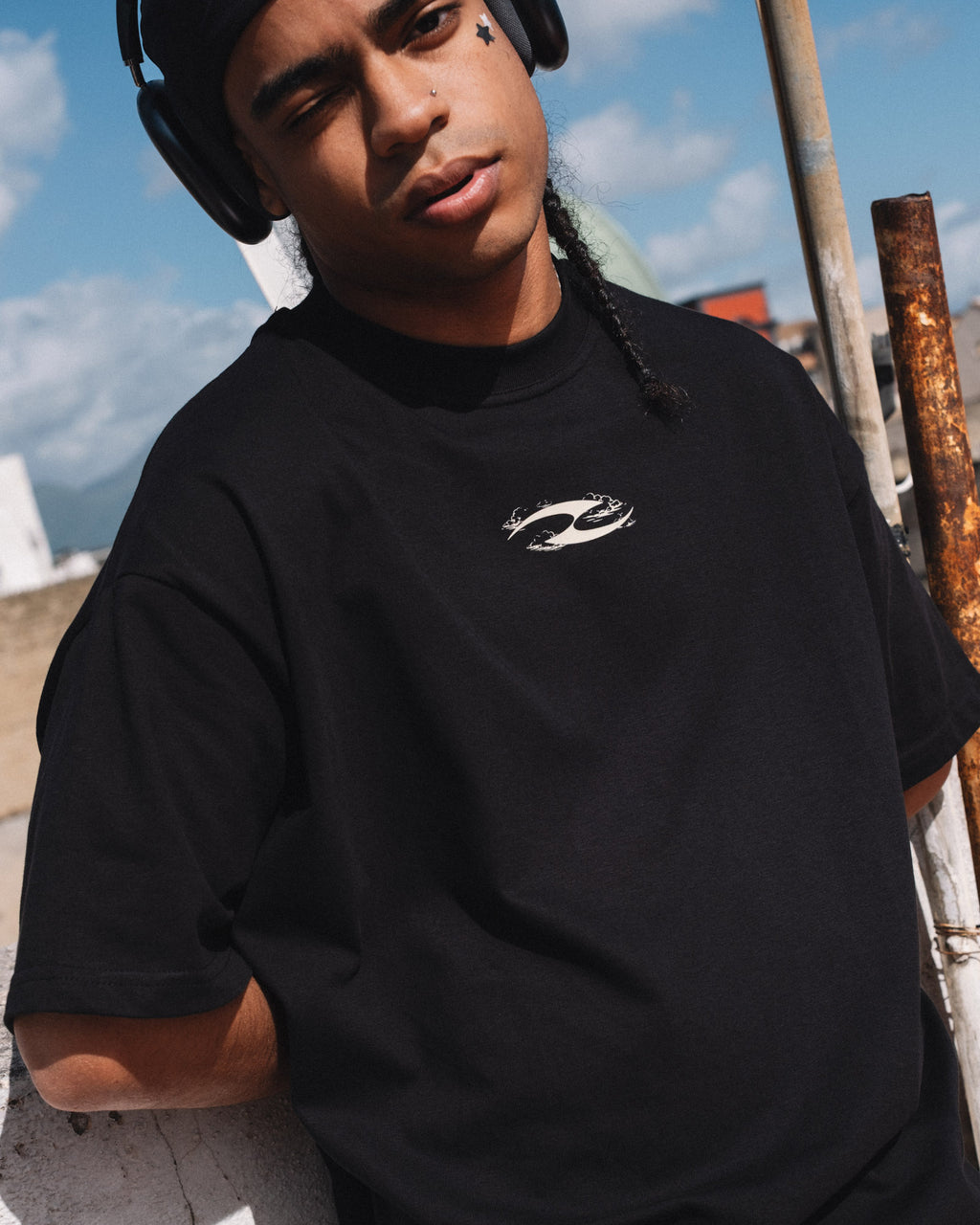 Dreams & Cloud Logo Tee – Black