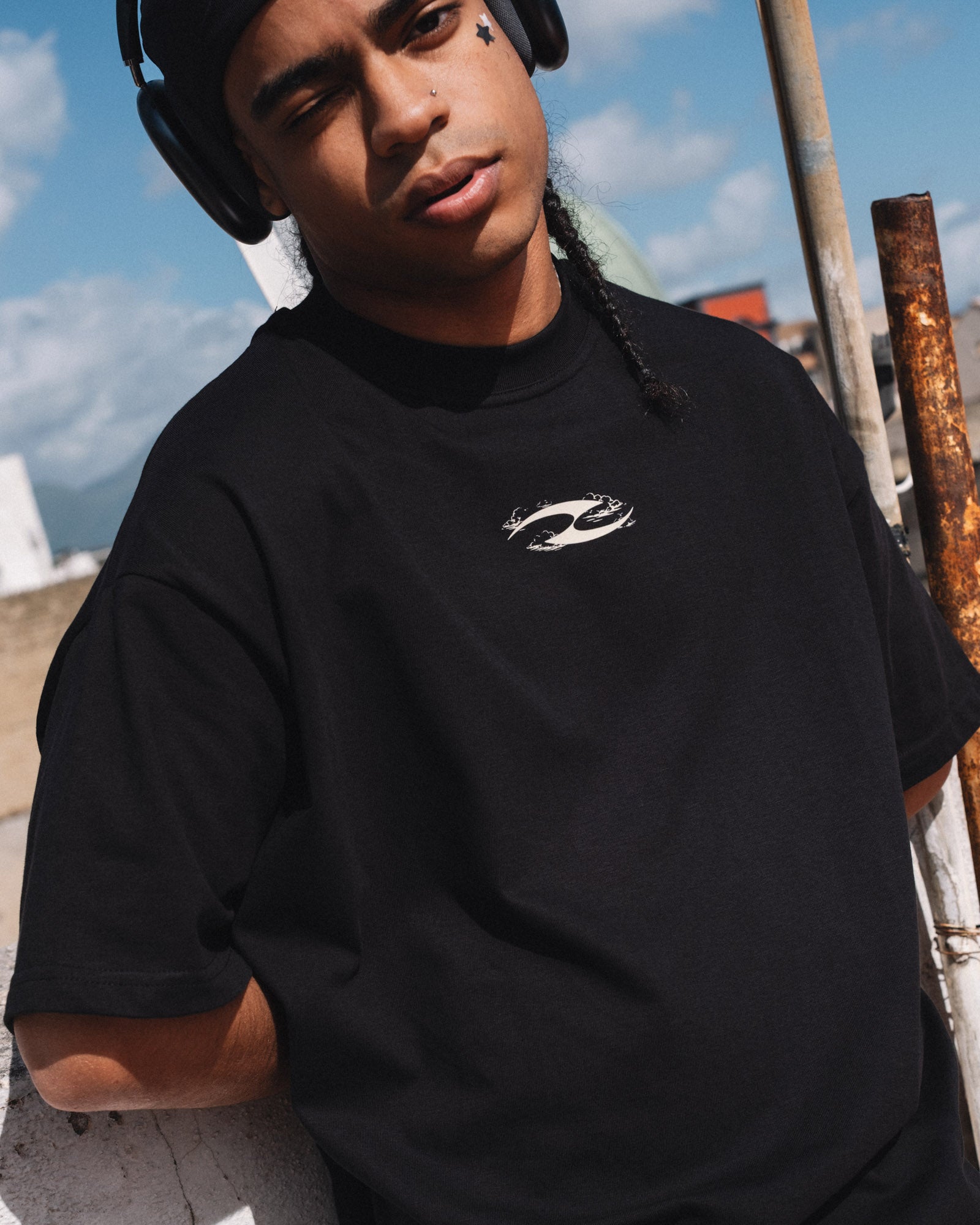 Dreams & Cloud Logo Tee – Black